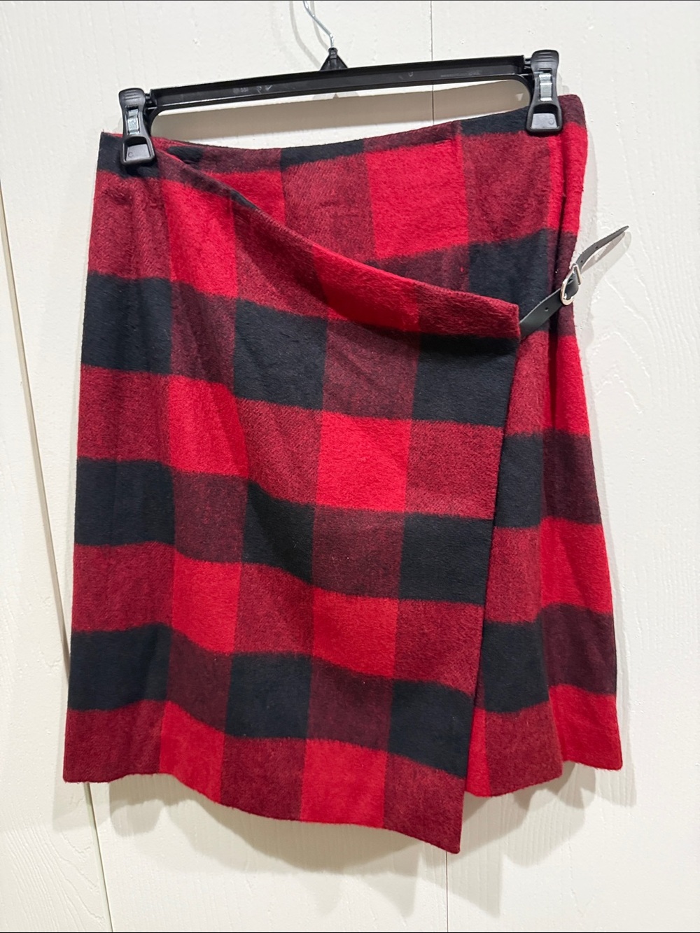 Evan Picone Red Black Buffalo Print Wrap Skirt Size 8